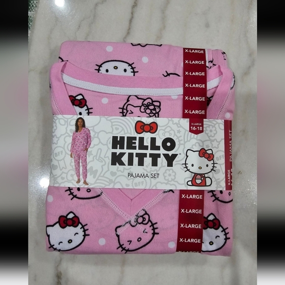 hello kitty pijama set - Picture 2 of 3